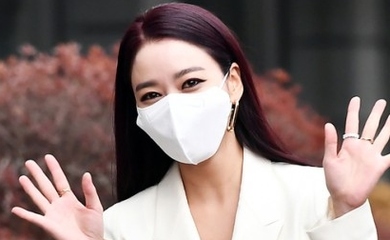 【PHOTO】イ・ソヨン＆イ・サンボら、新ドラマ「ミス・モンテクリスト」制作発表会のため会場へ（動画あり）