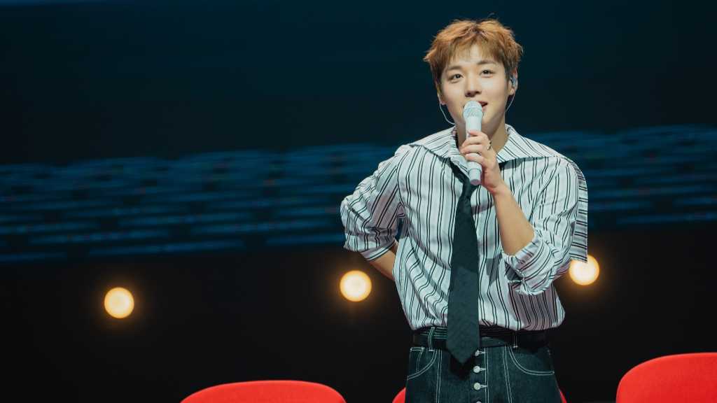 Wanna One出身パク・ジフン、韓国ファンミーティングが大盛況！多彩なコーナーで魅了