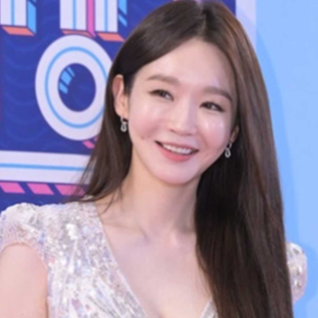 Davichi カン・ミンギョン、違法医療を巡る事態に言及…SNSで“注射おばさん騒動”への関与を否定