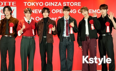 RIIZE、銀座に降臨！ロッテ免税店訪れ「日本の化粧品を家族に買ってあげたい」