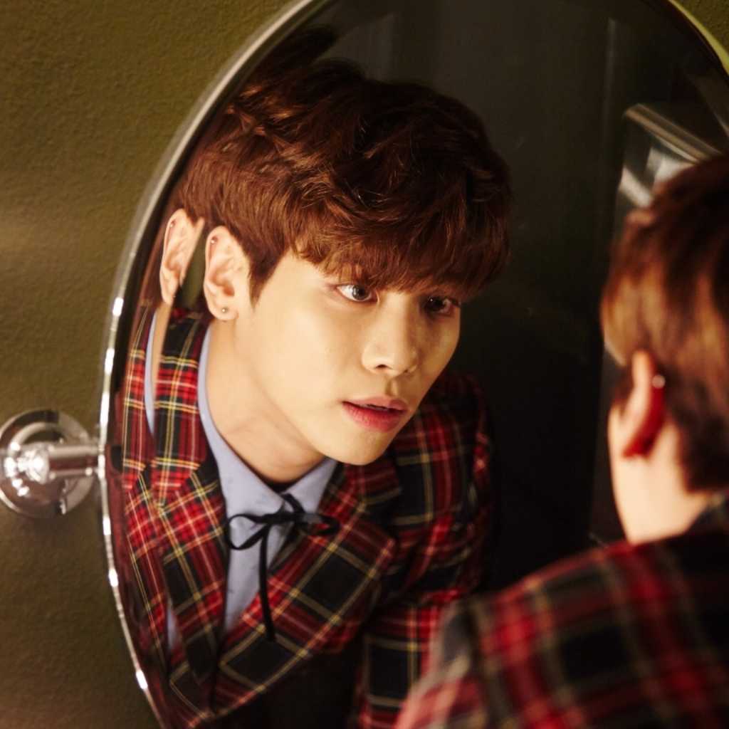 SHINee ジョンヒョンさん、別れから本日(12/18)で8年…メンバーやファンが追悼