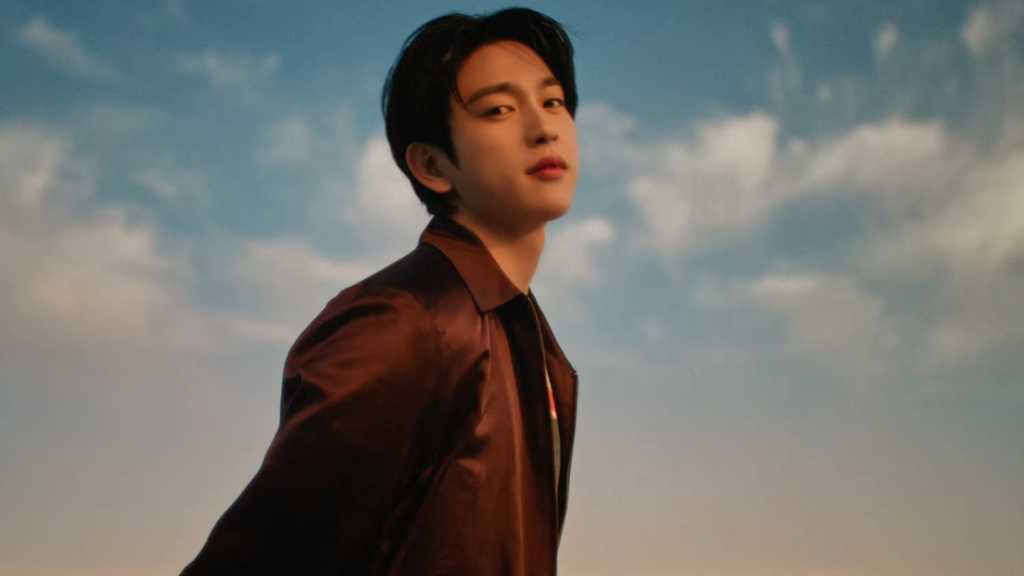 GOT7 ジニョン、タイトル曲「EVERLOVE」MV公開…感性あふれる歌声に注目