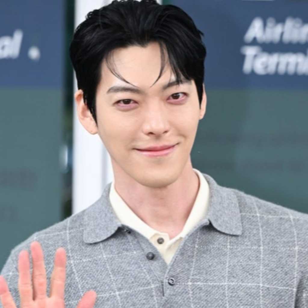 キム・ウビン、今年も小児病棟にクリスマスプレゼント…手書きのメッセージも「必ず奇跡が起きることを願う」