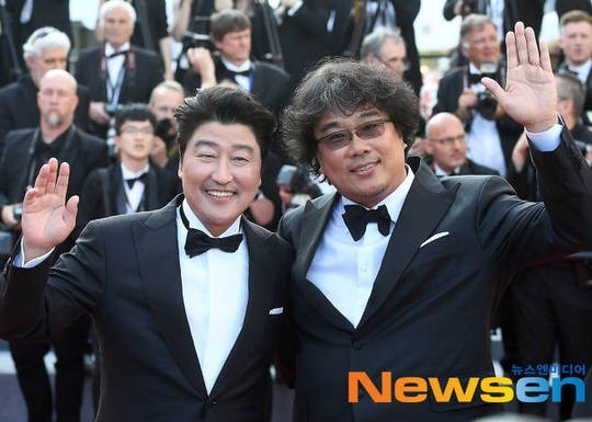 ãƒ'ãƒ©ã‚µã‚¤ãƒˆ åŠåœ°ä¸‹ã®å®¶æ— ãƒãƒ³ ã‚¸ãƒ¥ãƒŽç›£ç£ ã‚½ãƒ³ ã‚¬ãƒ³ãƒ› æ¥æ—¥ã‚¤ãƒ™ãƒ³ãƒˆæ±ºå®š 2æœˆ24æ—¥ã«èˆžå°æŒ¨æ‹¶ã‚'é–‹å‚¬ Kstyle
