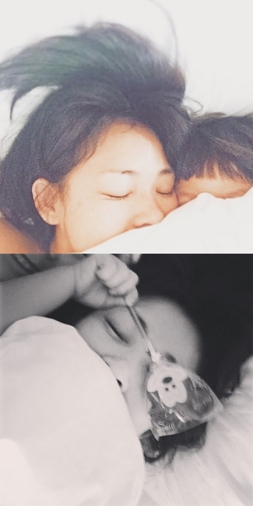 Shiho 娘サランちゃんとベッドでイチャイチャタイム 楽しい一時を公開 Kstyle