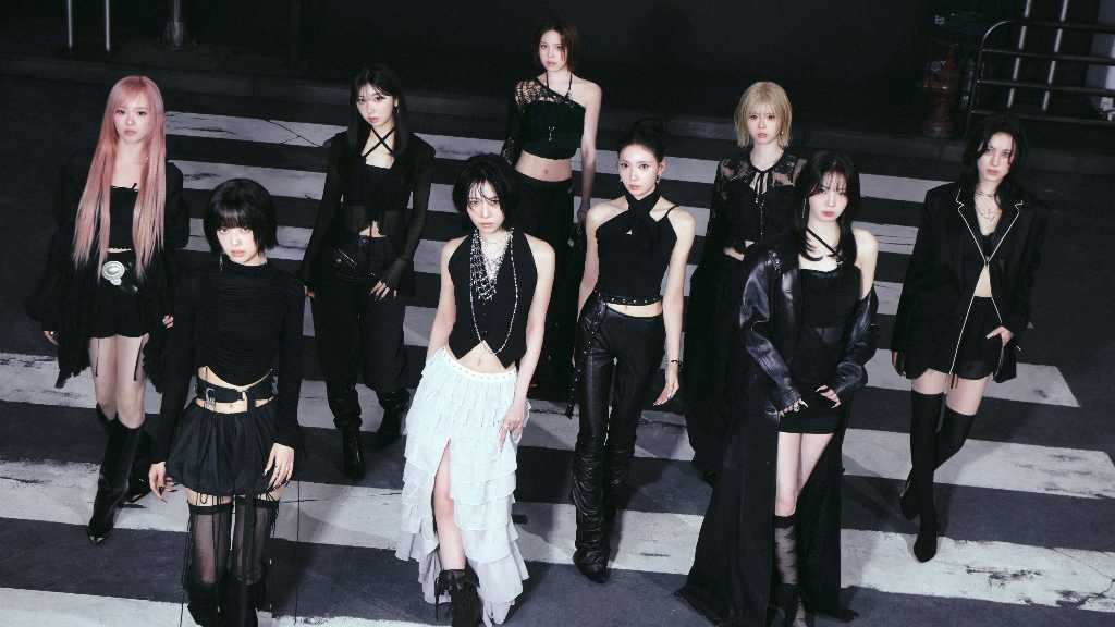 NiziU、2nd EPを本日リリース！タイトル曲「Too Bad」MV公開…壮大なダンスシーンに注目