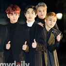 【PHOTO】EXO「2016 Asia Artist Awards」レッドカーペットに登場