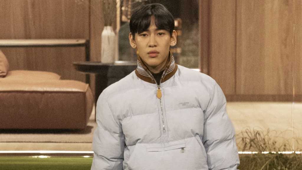 GOT7 ベンベン、ルイ・ヴィトンのファッションショーにモデルとして登場！