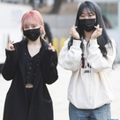 【PHOTO】Cherry Bullet ヘユン＆チェリン、ラジオ番組の収録に参加…愛らしい雰囲気