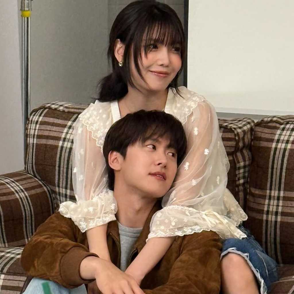 少女時代 スヨン、コンミョンをバックハグ！超密着ショットを公開「今日から1日目」