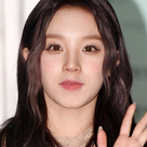 【PHOTO】(G)I-DLE ウギ、ファッションウィークに出席するためイタリアへ出国(動画あり)