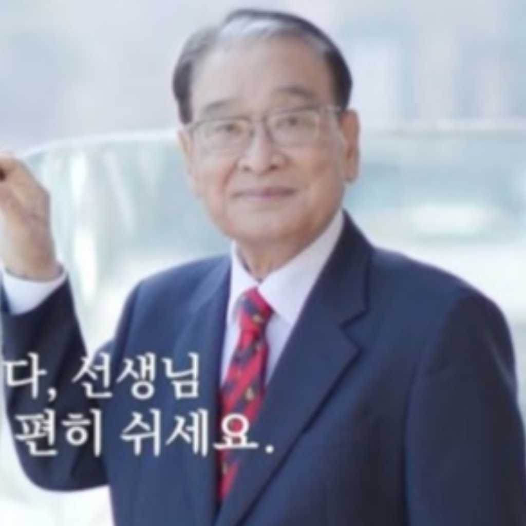 イ・スンジェさん、生前に伝えた演技への情熱も…共演者たちとの思い出の写真が続々