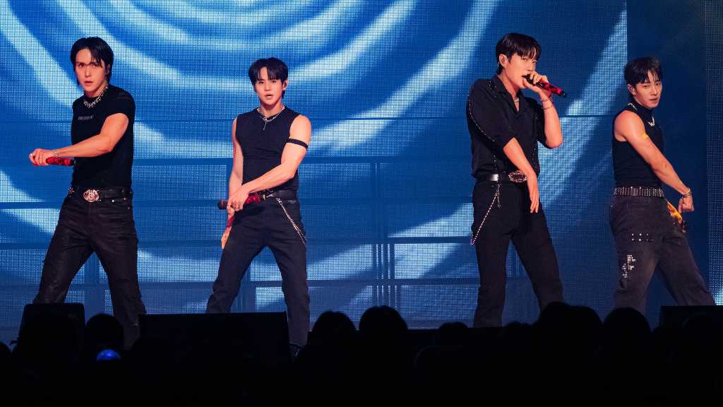 【REPORT】Highlight、名曲のオンパレード！約3時間20分にもおよぶ来日公演にファン熱狂「日本で一番美しい光景」