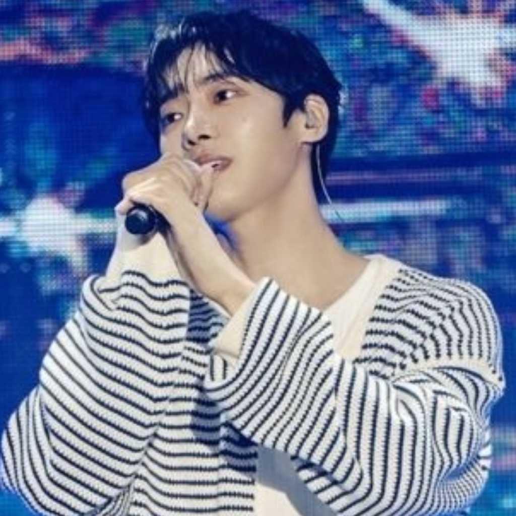 チュ・ヨンウ、優れた歌唱力＆K-POPダンスに驚き！初ファンミーティングの韓国公演にファン熱狂