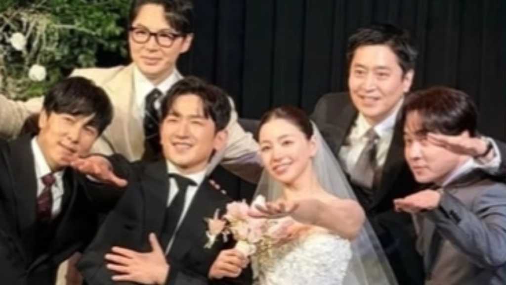 神話 ミヌ、結婚式にメンバーが集結!記念写真を公開