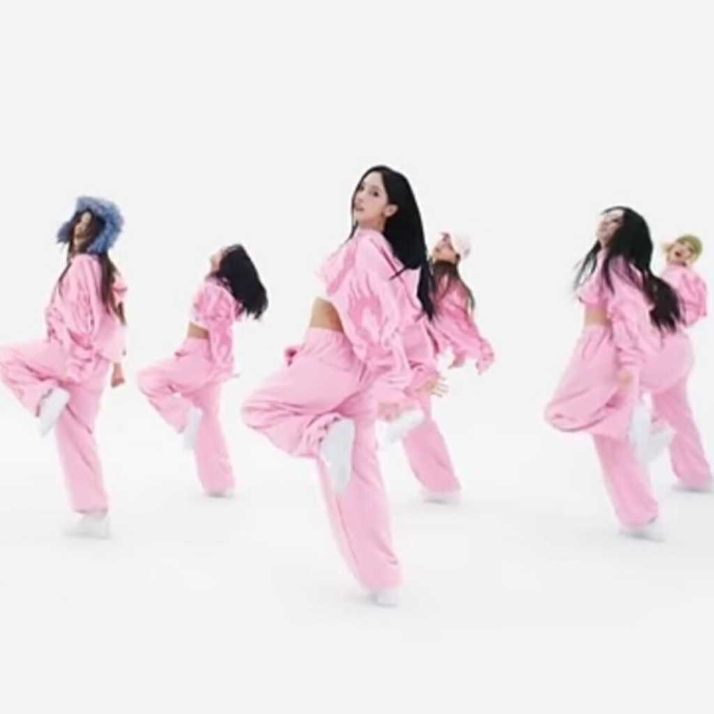 TWICE、タイトル曲「Strategy」MV予告映像を公開…ミーガン・ジー・スタリオンも登場