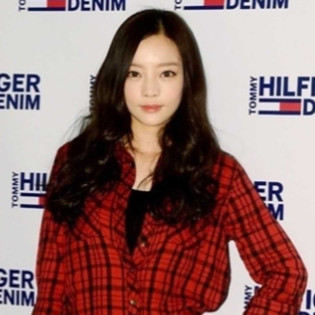 KARA出身ハラさんと棺の合成写真を利用？日本のガールズグループf5ve、批判殺到で謝罪