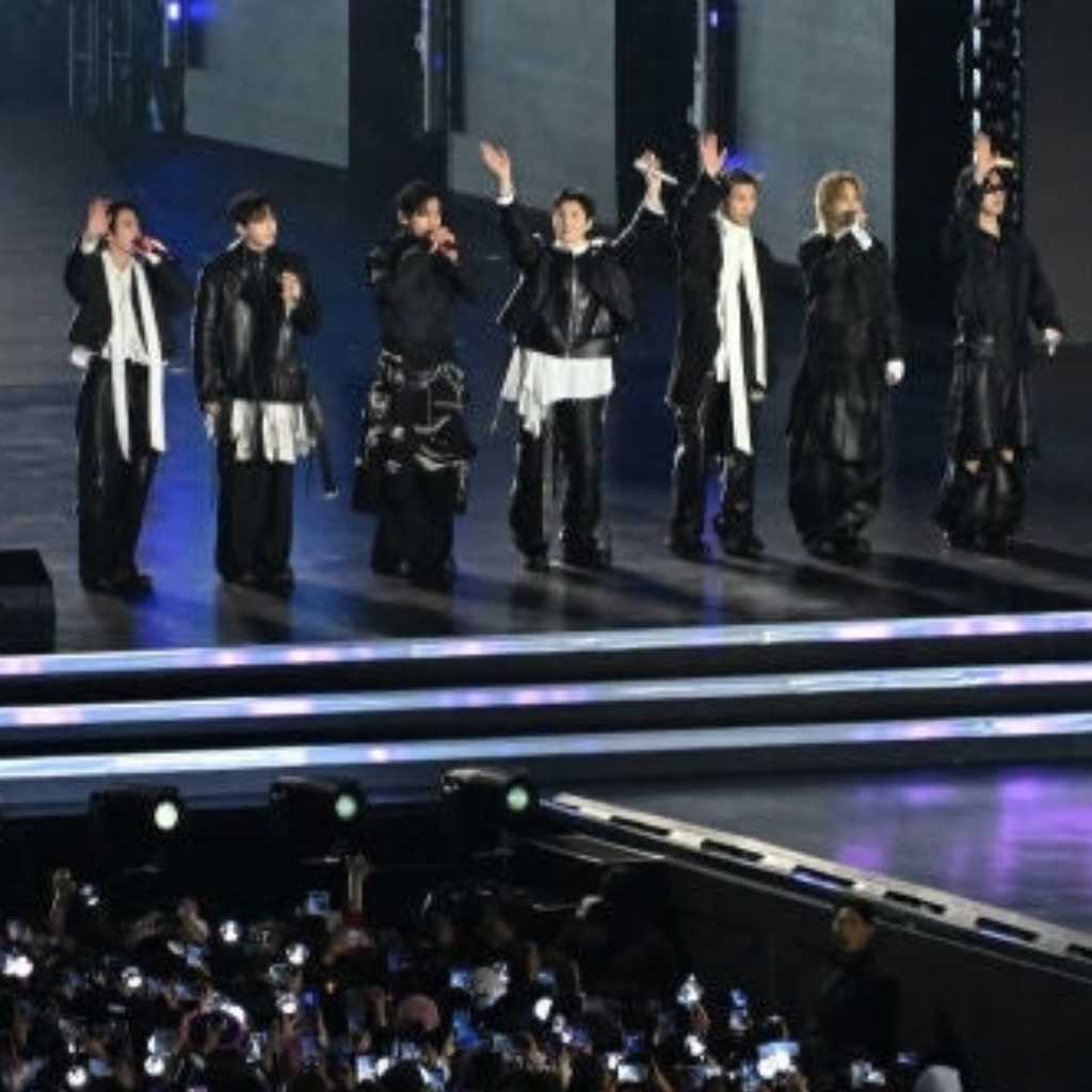 HYBE、BTSのカムバック公演を終えコメントを発表「K-POPが持つ感動と価値を全世界に伝えていく」