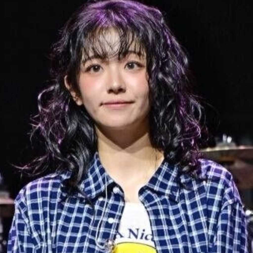 QWER チョダン、負傷により活動を一時中断…各イベントに不参加