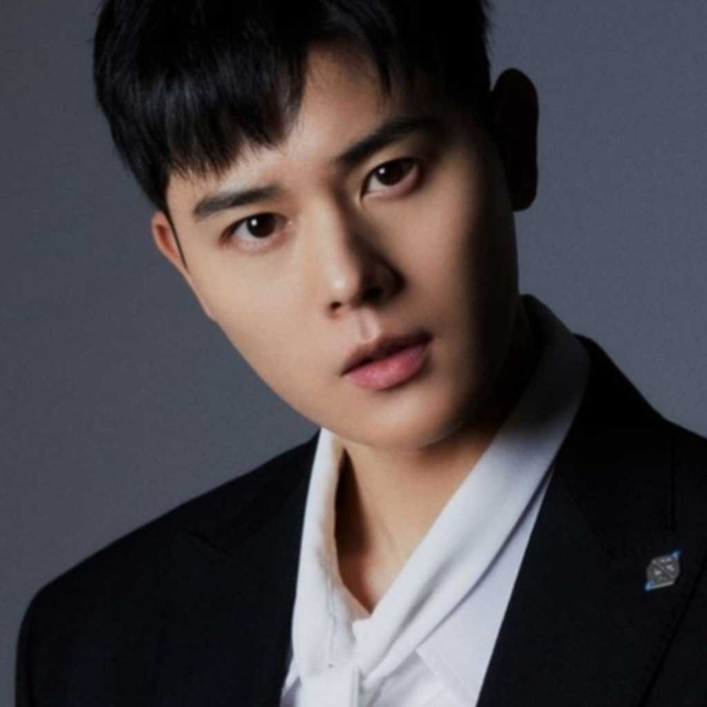 キム・ドンジュン、年末でMAJOR9と専属契約終了