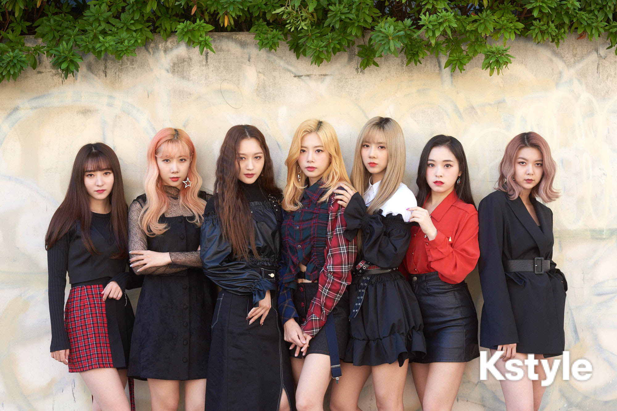 Vol.1 ― 「What -Japanese Ver.-」で日本デビューを果たしたDREAMCATCHER！メンバーの「What」な行動とは？ -  Kstyle