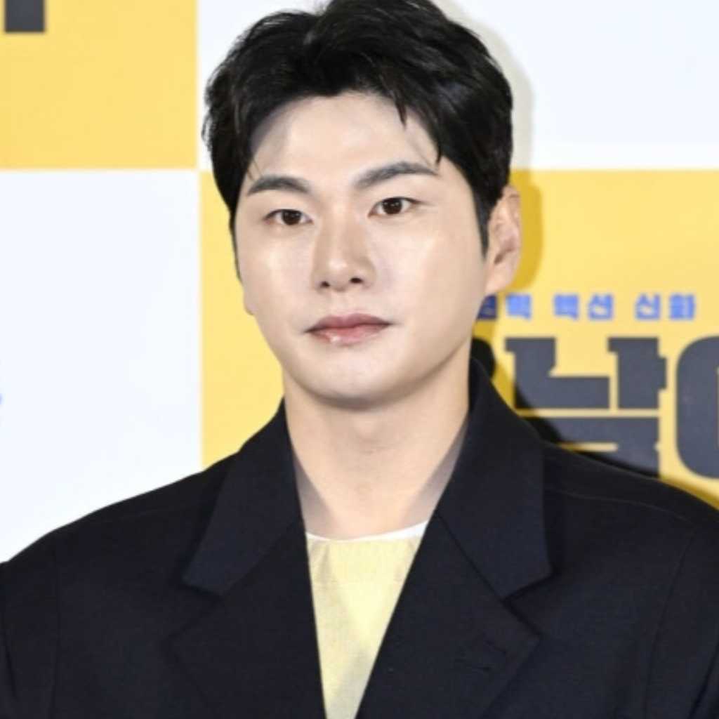 イ・イギョン、主張を翻した暴露者が追加でDM映像を公開「本当に最後」