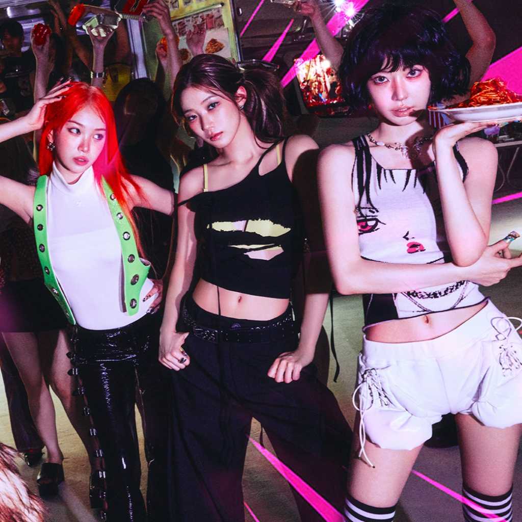 LE SSERAFIM、1stシングル「SPAGHETTI」オリコンデイリーシングルランキングで1位を獲得！