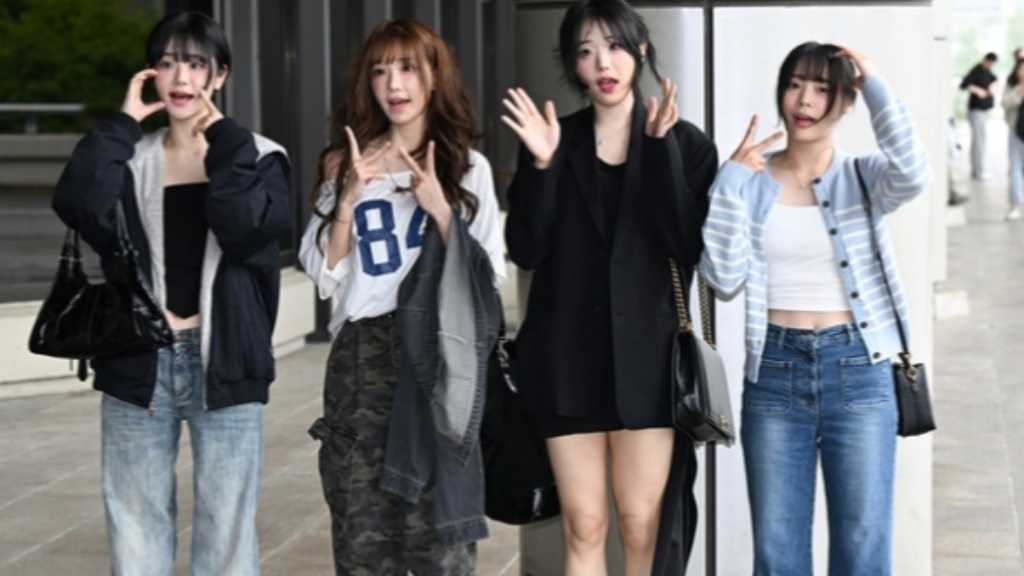 【PHOTO】QWER「KCON JAPAN 2025」のため日本へ…フレッシュな魅力（動画あり）