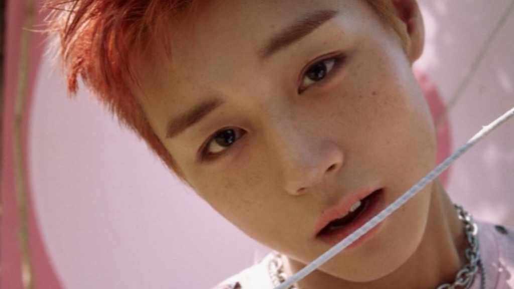 Wanna One出身パク・ジフン、1stシングル「RE:FLECT」新たなコンセプトフォトを公開