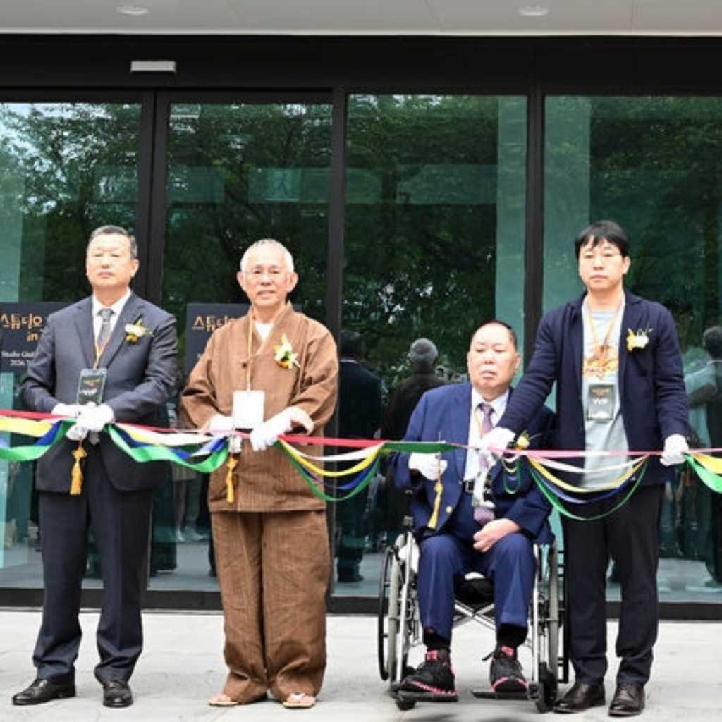 【PHOTO】鈴木敏夫も登場！ソン・シギョン＆MeloMance チョン・ドンファンら「スタジオジブリ展 in Jeju」開幕イベントに出席