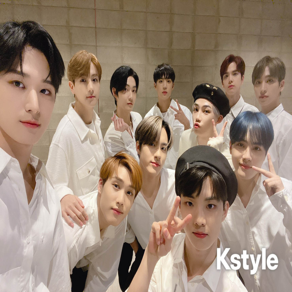 大特価 THE BOYZ ステッカー キュー ニュー 直筆サイン fawe.org