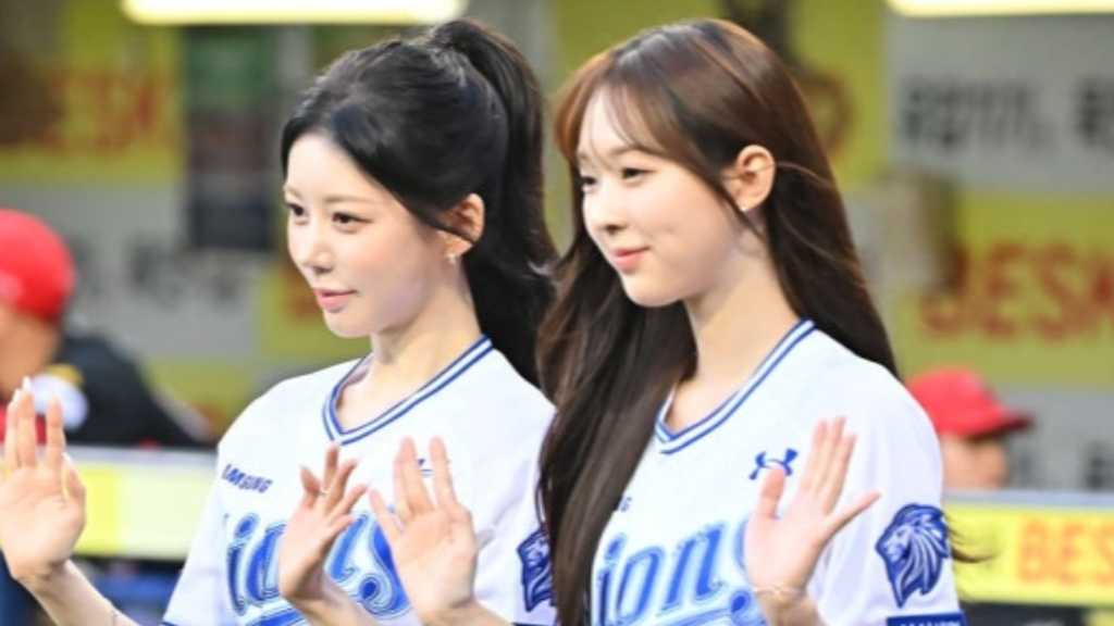 【PHOTO】tripleS チョン・ヘリン＆スミン、始球・始打式に登場