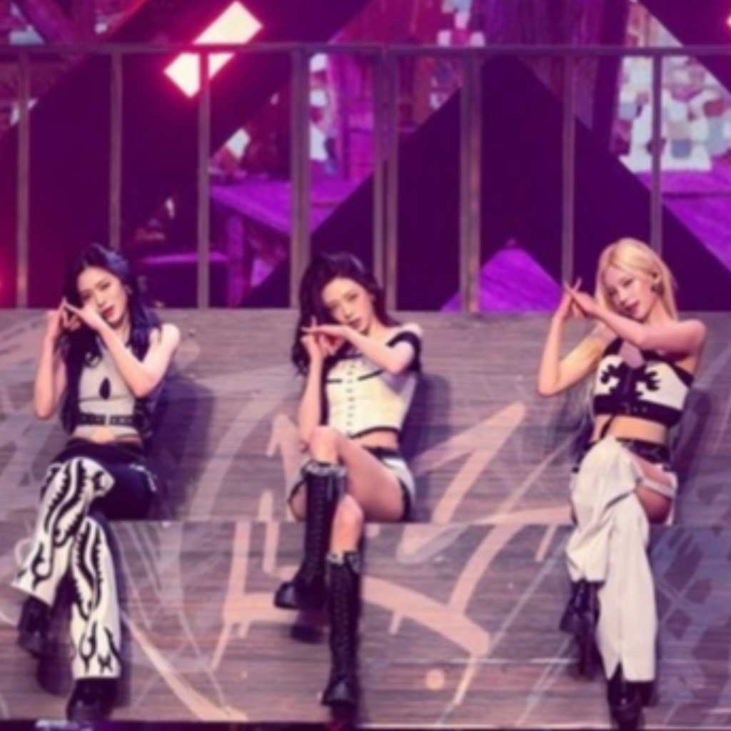 ITZY、ワールドツアー「TUNNEL VISION」ソウル公演が終了“これからも一緒にいて”