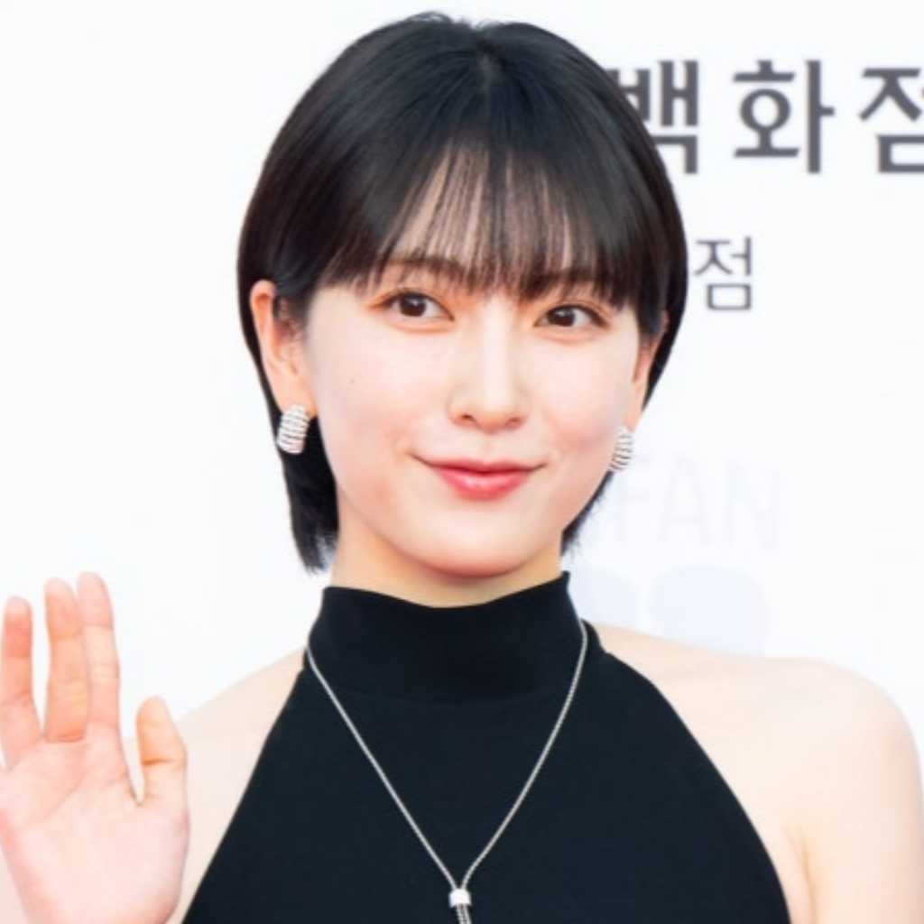 【PHOTO】KARAのジヨン＆Red Velvetのイェリら「第29回富川国際ファンタスティック映画祭」のレッドカーペットに登場