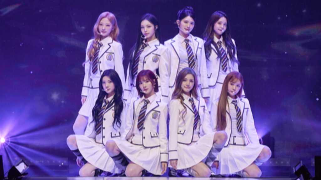 Hearts2Hearts、初のファンミーティングでデビュー1周年をお祝い「登場から涙が出そうになった」