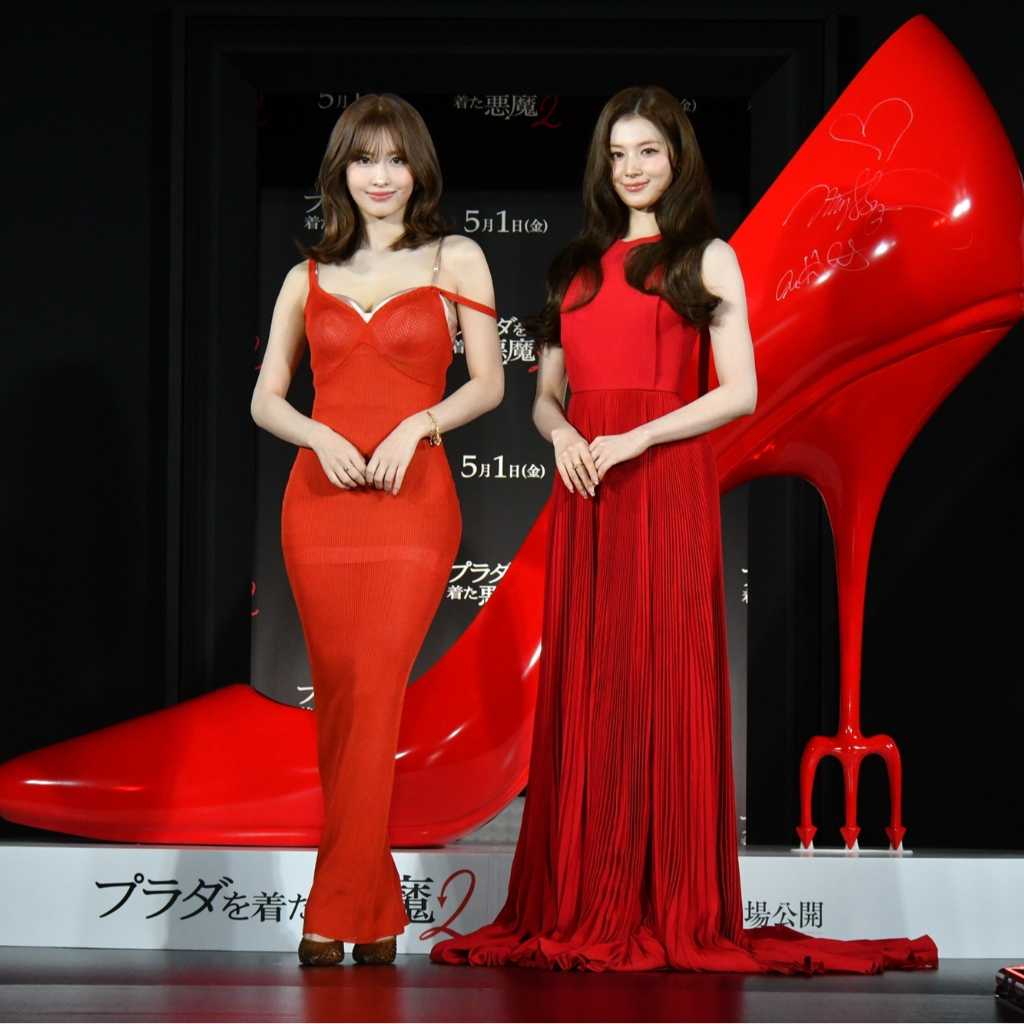 TWICE サナ＆モモから三吉彩花まで「プラダを着た悪魔2」ジャパンプレミアに登場！華やかなドレス姿披露