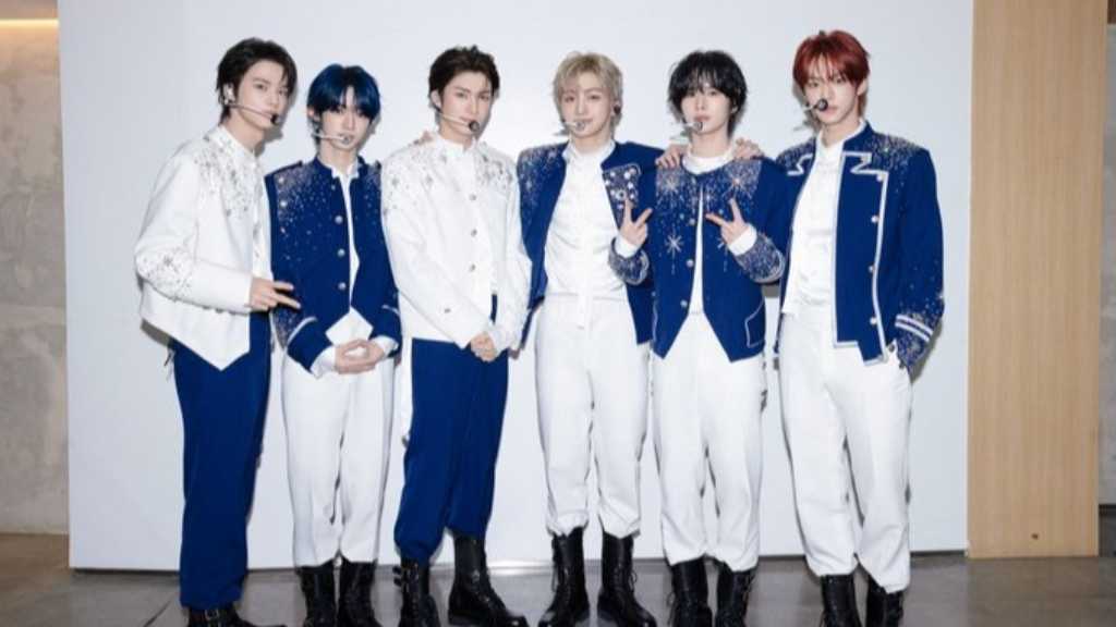 TWS ドフン、デビュー後初の赤髪イメチェン！コンサートでサプライズ披露…ファン歓喜