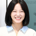 【PHOTO】元gugudan キム・セジョン、海外スケジュールのためアメリカへ出国…キュートな笑顔(動画あり)