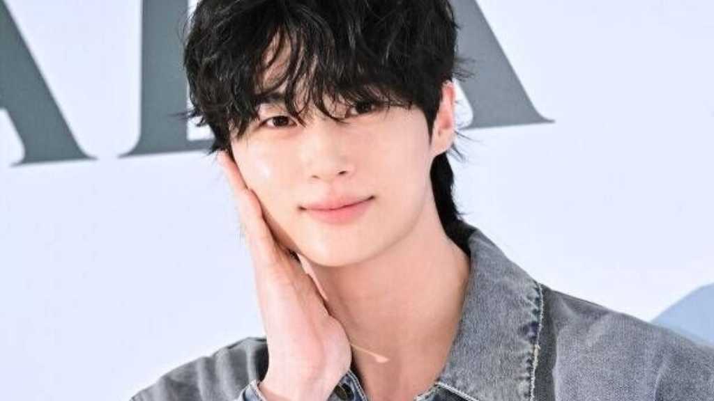 ビョン・ウソク、ファンが宝くじで2億円当選！投稿にコメント「皆待ってて、走っていくから」
