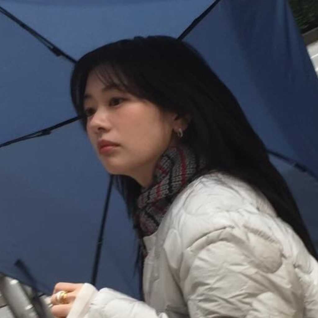 チョン・ソミン、変装せずに日本の街中へ…旅行中の写真を大公開