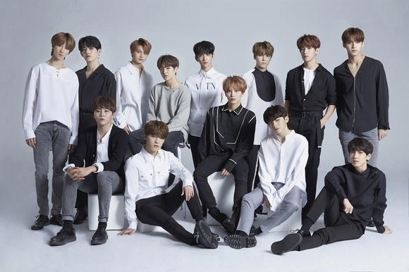 Seventeen 日本デビュー初日にオリコンデイリーランキング2位 初日売り上げ約10万枚売上 Kstyle