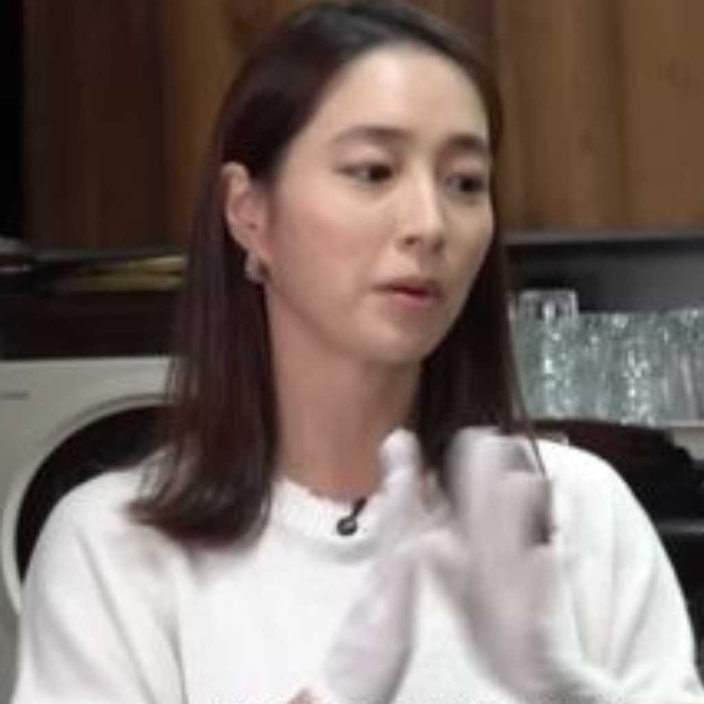 イ・ビョンホンの母親、嫁イ・ミンジョンを大絶賛「文句のつけようがない」(動画あり)