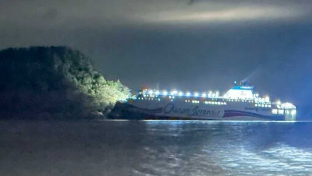 韓国で267人が乗った旅客船が座礁…約3時間後に全員を救助