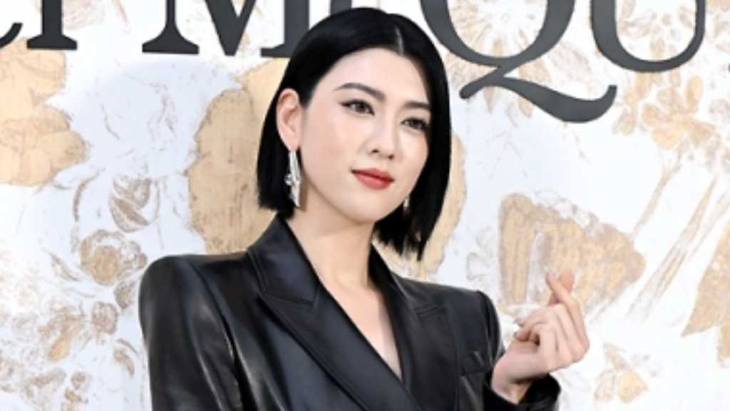 三吉彩花