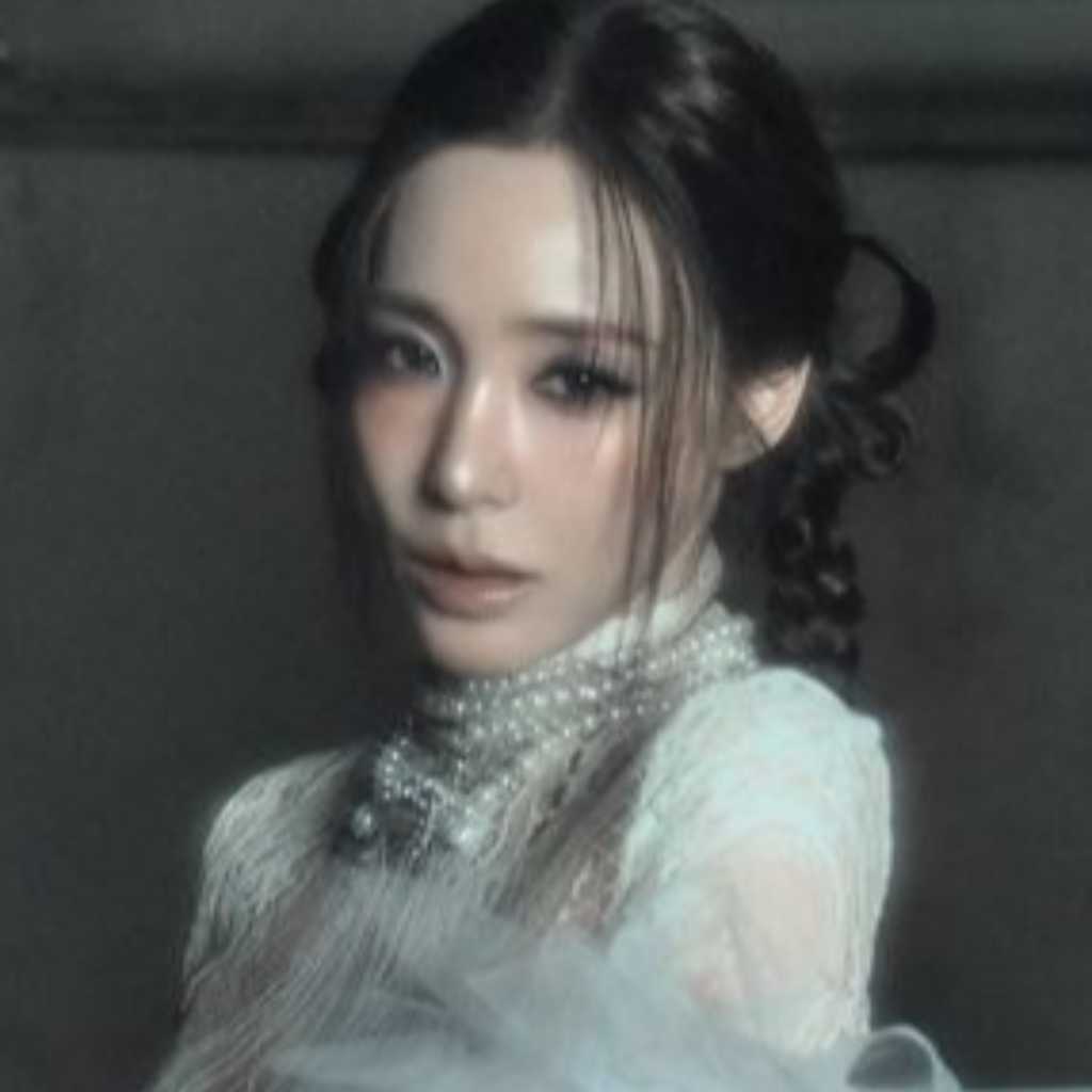 少女時代 ティファニー、ニューシングル「Summer's Not Over」ビジュアルフォト公開