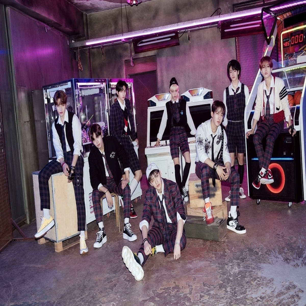 Stray Kids 公式twitterに謎の絵文字 Sky Hiの投稿にも注目 Kstyle