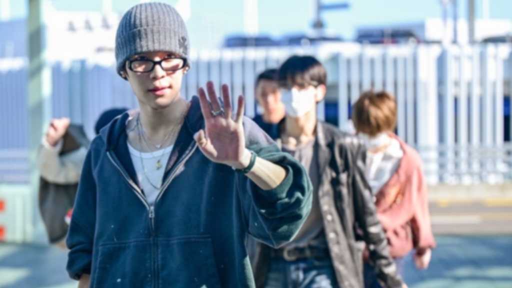 【PHOTO】NCT WISH、おんぶで手を振る姿も！ファンミーティングのため台湾へ出国