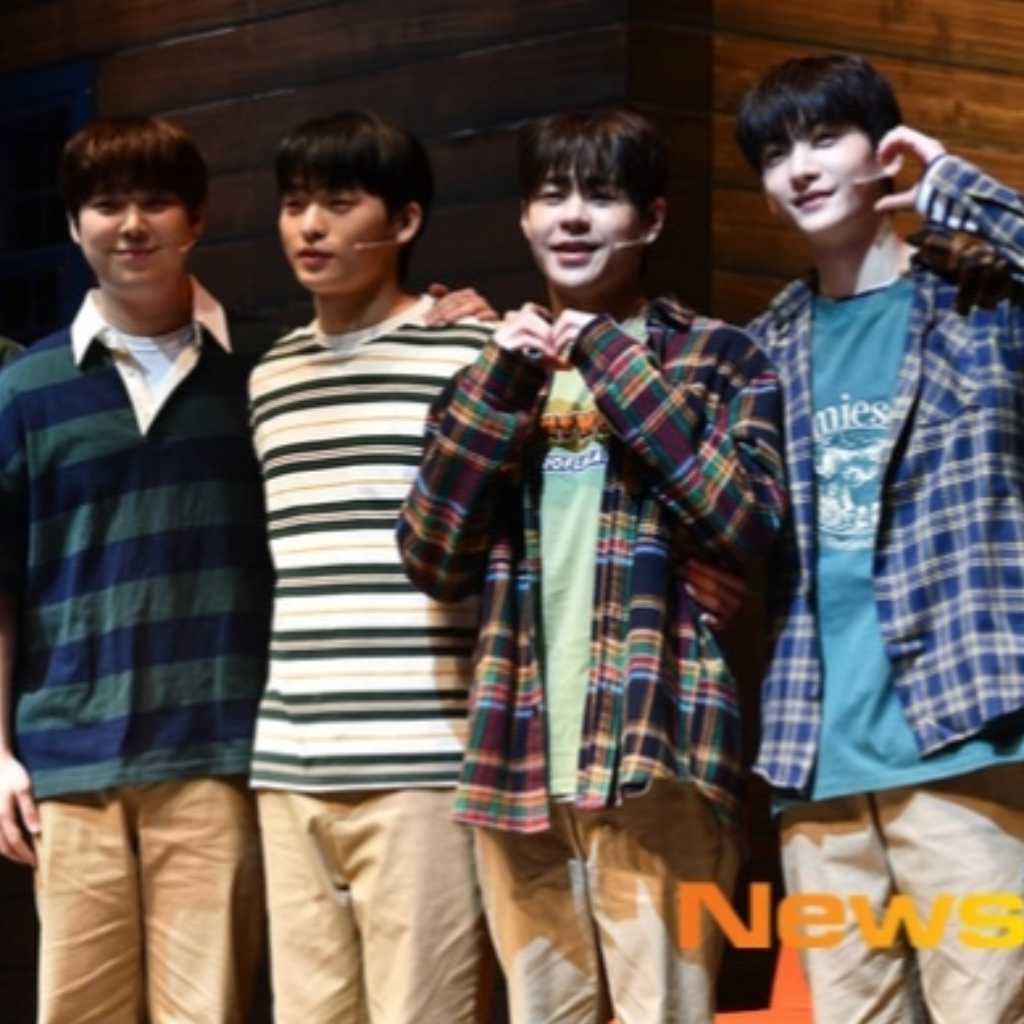 【PHOTO】TEENTOPのNIELからVERIVERY ヨンホまで、ミュージカル「ガールフレンド」プレスコールに出席