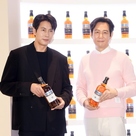 【PHOTO】チョン・ウソン&イ・ジョンジェ、ウイスキーブランドのイベントに出席