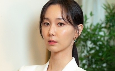 「ジャンルだけロマンス」イ・ユヨン“素直でありのままの姿の私…思う存分遊べた”